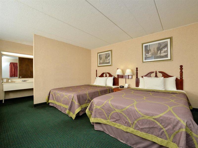 Days Inn By Wyndham Lenox Ma Εξωτερικό φωτογραφία