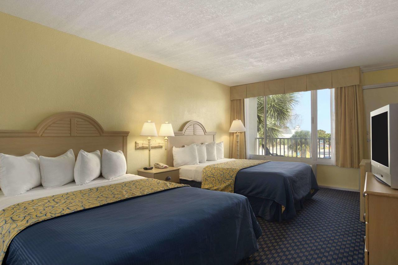 Days Inn By Wyndham Lenox Ma Εξωτερικό φωτογραφία