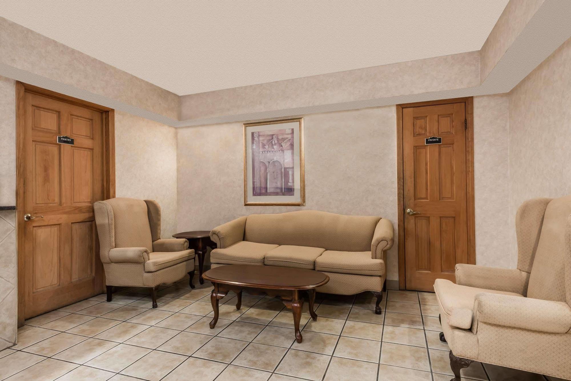 Days Inn By Wyndham Lenox Ma Εξωτερικό φωτογραφία